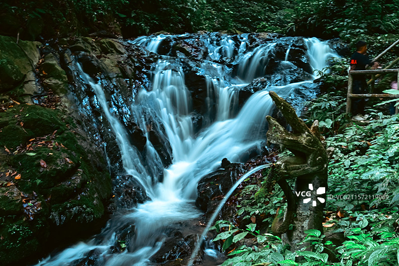 莫里瀑布图片素材