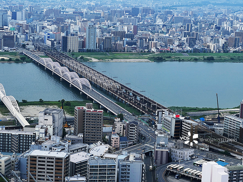 日本大阪繁华城市建筑桥梁与河流图片素材