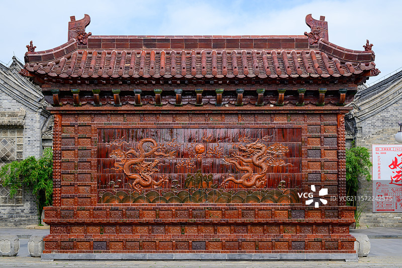 河南开封双龙巷琉璃照壁图片素材