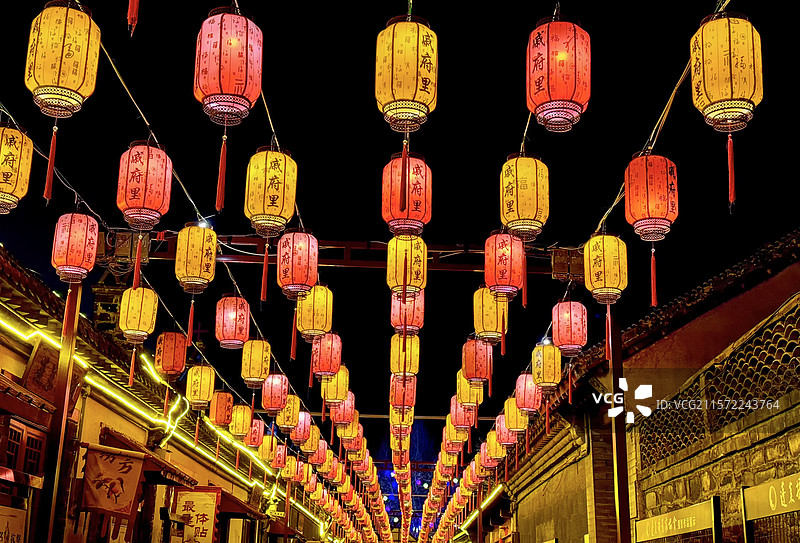 蓬莱戚继光故里正月十五花灯夜景图片素材