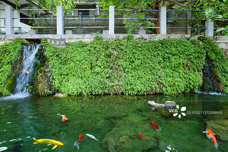河南洛阳龙门石窟禹王池图片素材