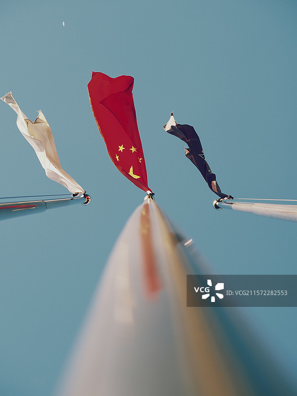 红旗飘飘图片素材