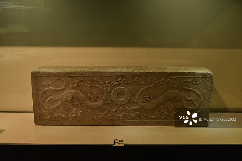 汉代龙纹空心砖 西安博物院图片素材