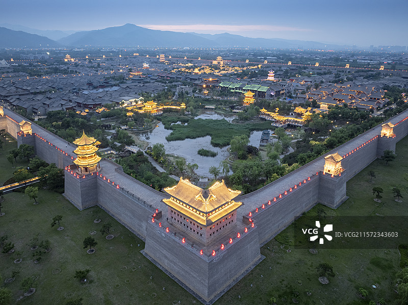 山西省太原市太原古县城夜景航拍图片素材
