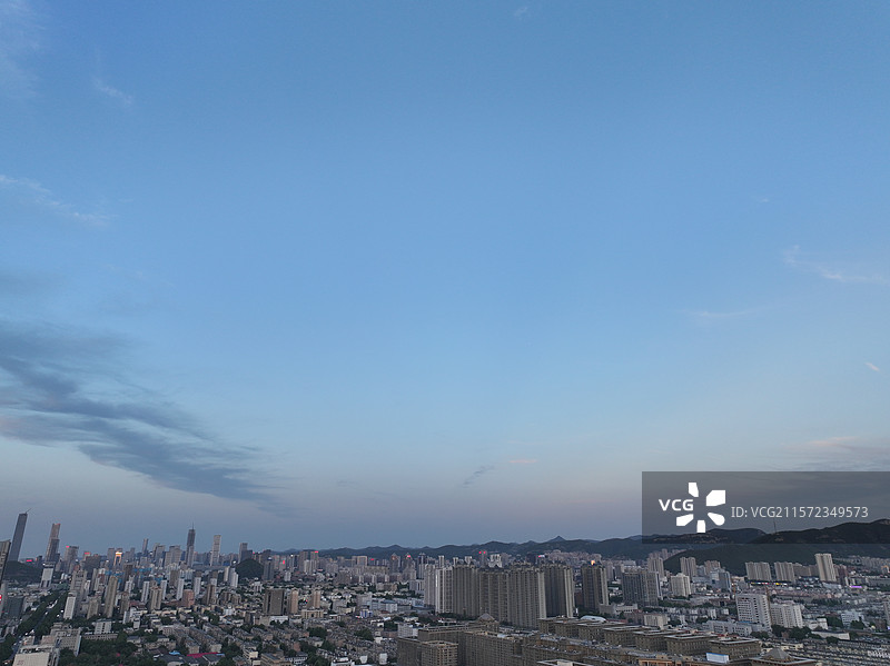 航拍济南日落时分城市风光图片素材