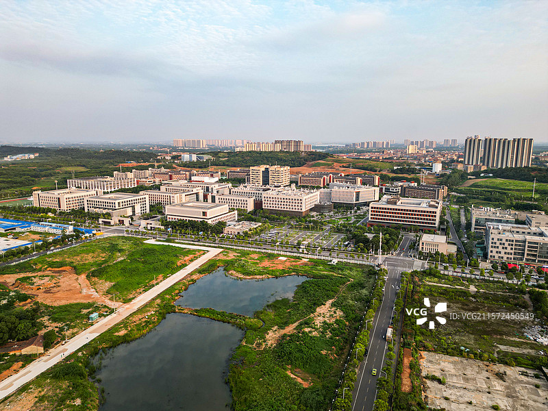 航拍中国地质大学（武汉）未来城校区 双一流211高校图片素材