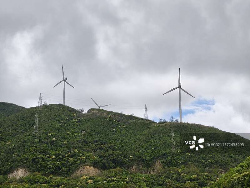 珠海高栏港风车山太阳石醉美山海线图片素材
