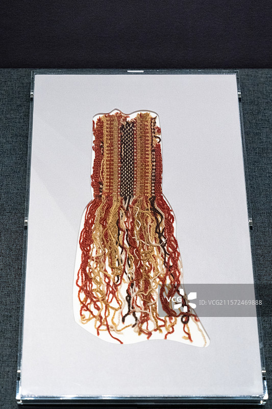 汉晋-尼雅遗址-彩编毛腰带-新疆维吾尔自治区博物馆馆藏图片素材