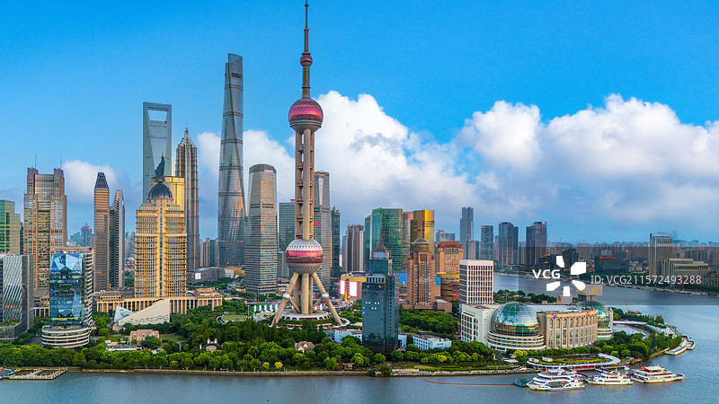 航拍上海陆家嘴摩天楼图片素材
