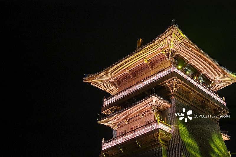 湖北襄阳盛世唐朝景区城楼夜景图片素材