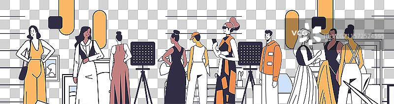 时尚秀走秀模特穿着时尚现代的服装图片素材