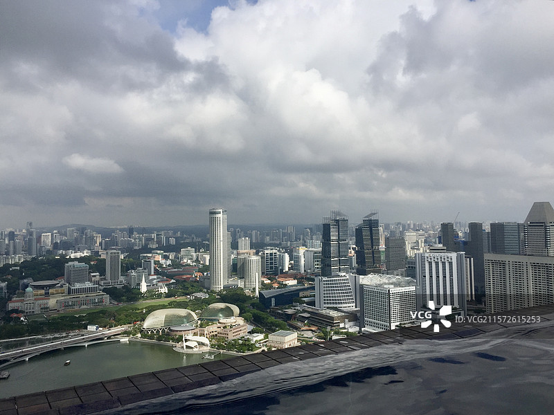 新加坡金沙酒店无边泳池风光图片素材