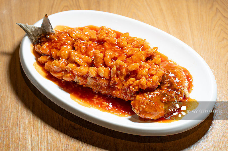 中国传统烹饪的美食糖醋鱼图片素材