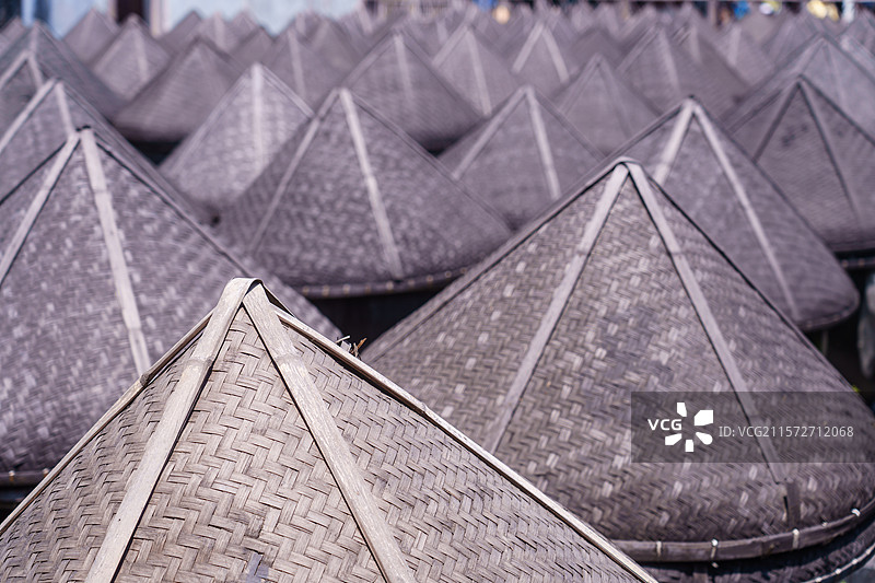 江南水乡古镇酱园酱缸 乌镇叙昌酱园 老式酱园酿造厂酱缸图片素材