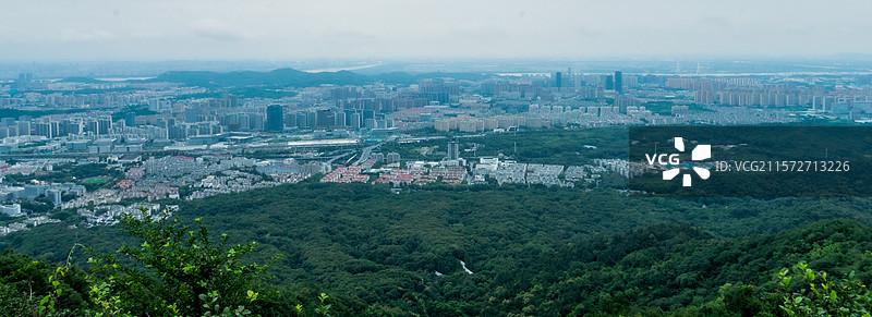 从紫金山头陀岭眺望南京图片素材