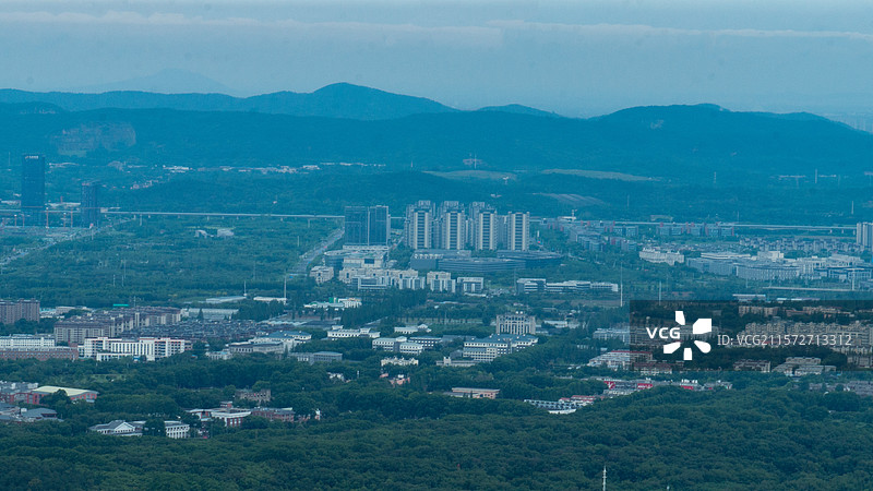 从紫金山头陀岭眺望南京图片素材