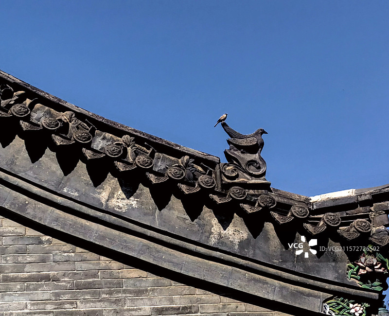屋檐与“鸟”——拍摄于呼和浩特回民区图片素材