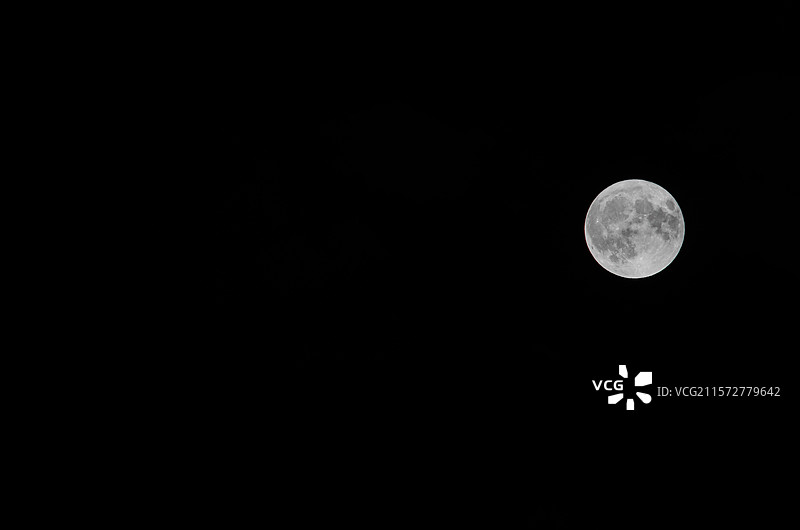 中国宇宙天文拍摄主题，超级月亮特写和巨大的陨石坑，户外夜晚无人图像摄影图片素材