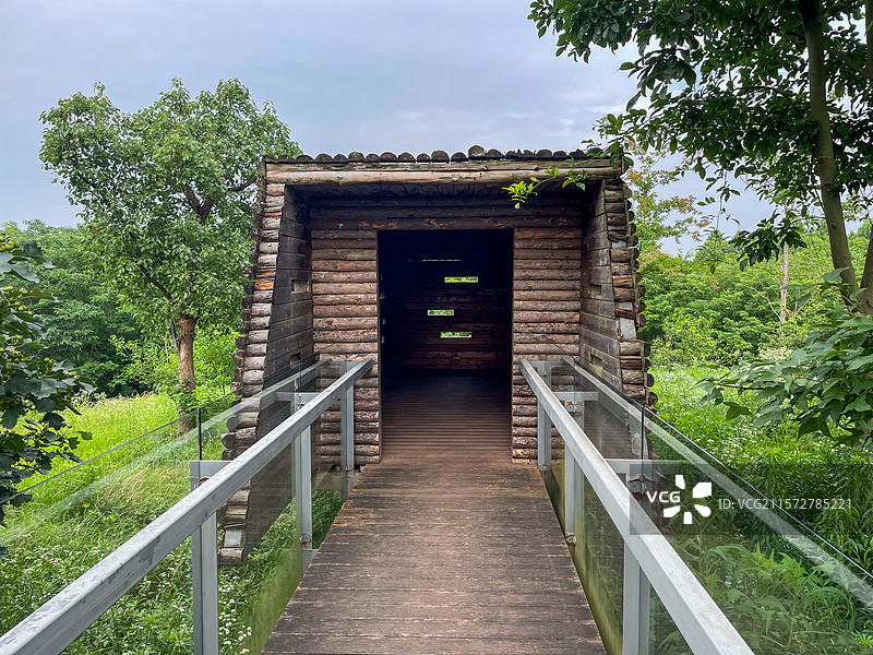浙江金华赤山公园观鸟屋图片素材