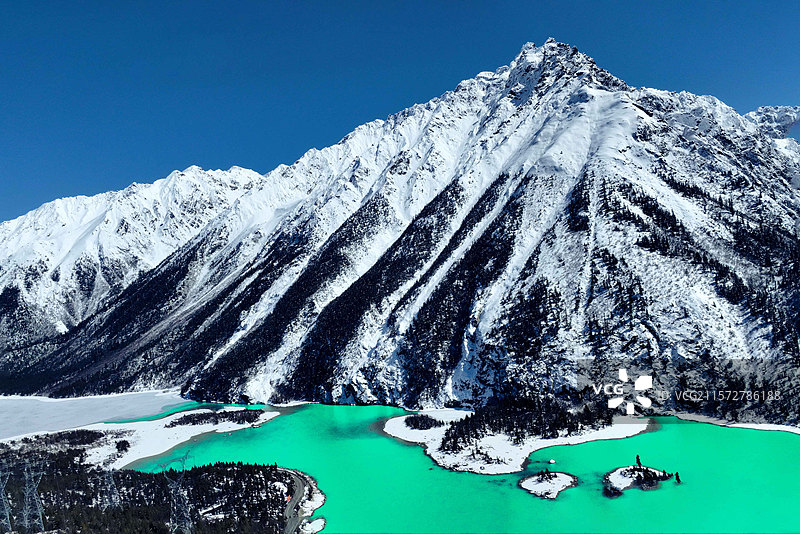 然乌湖风景图片素材