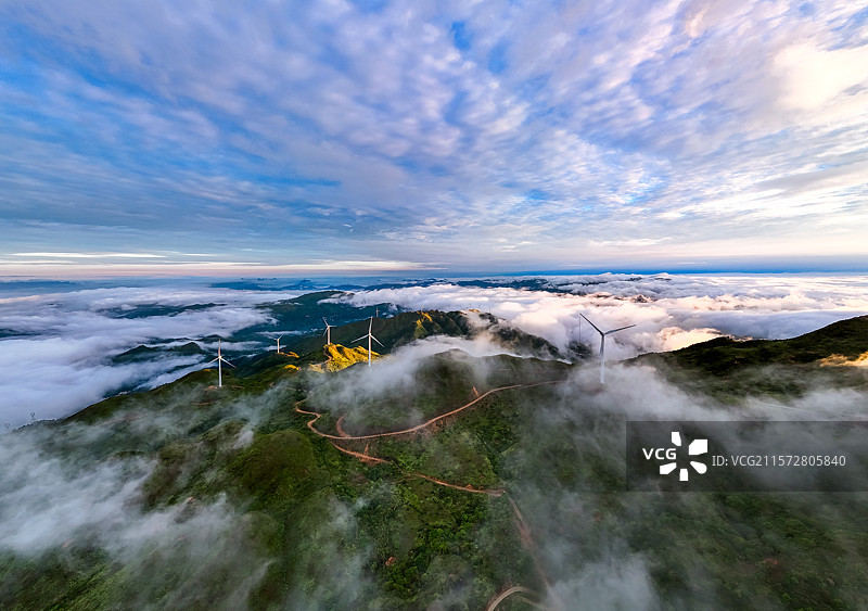 中国李乡信宜钱排石镬坳云海图片素材