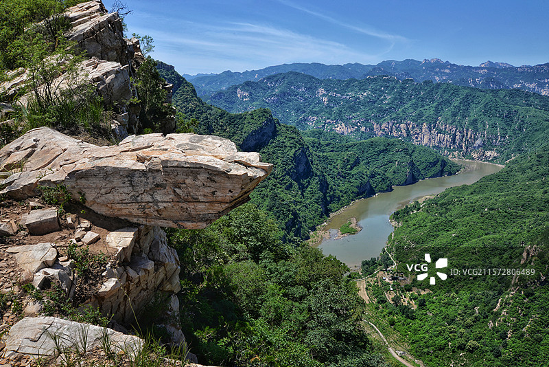 夏日的鹿皮关长城及白河大峡谷， 25.06.07摄于密云。图片素材