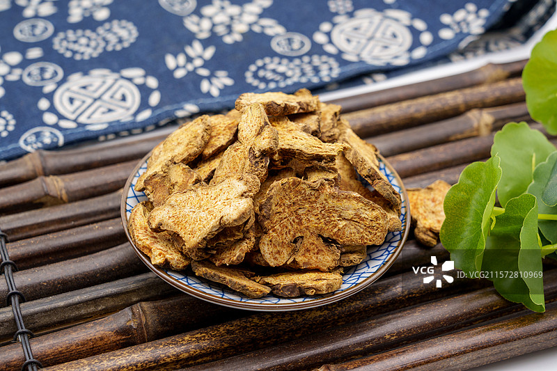 苍术 中药材 中医 影棚拍摄 特写 道地药材图片素材