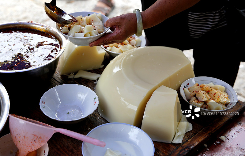 土家特色小吃（米豆腐、油茶汤、油粑粑图片素材