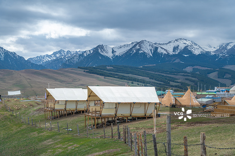 星空营地 玻璃阳光房  乌鲁木齐县南山图片素材