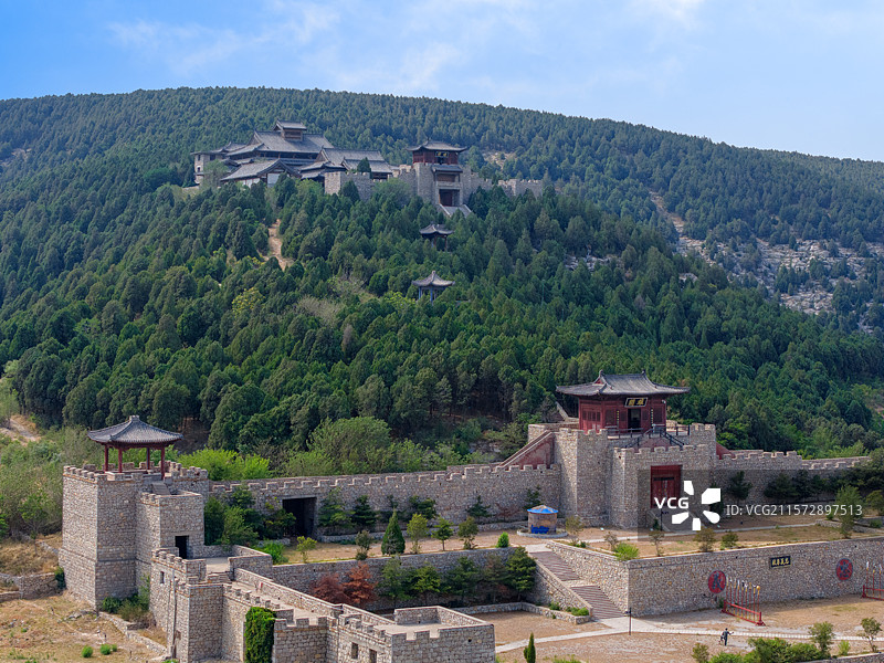 东平六工山水浒大寨图片素材