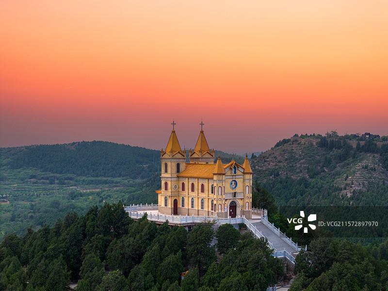 平阴露德圣母堂图片素材