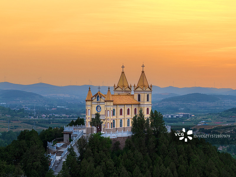 平阴露德圣母堂图片素材