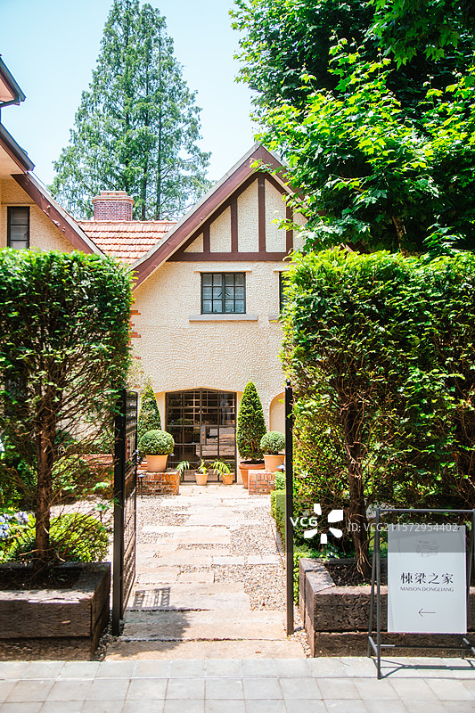 上海长宁区武夷路翡悦里商业创意园区图片素材