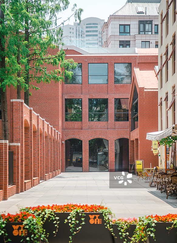 上海长宁区武夷路翡悦里商业创意园区图片素材