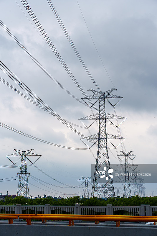 高压输电塔图片素材