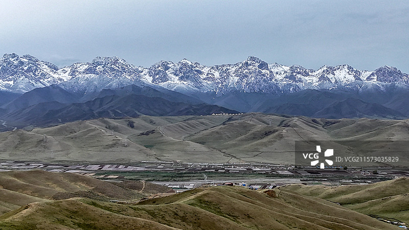 甘肃武威乌鞘岭马牙雪山图片素材