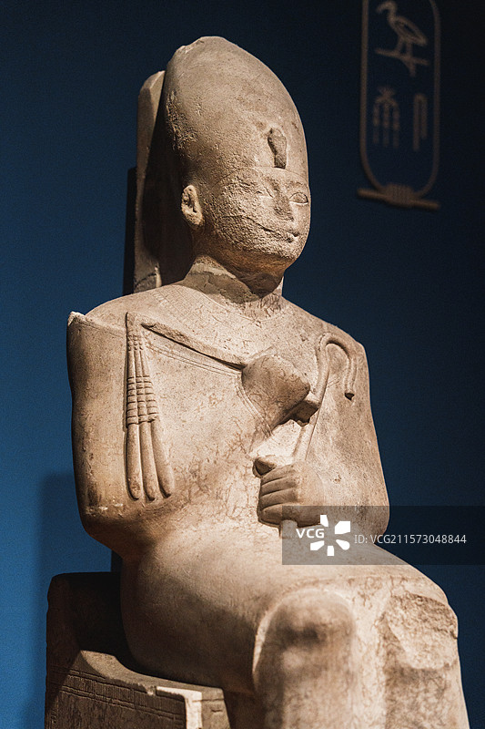 新王国时期图特摩斯三世坐像，索哈杰省博物馆，上海博物馆古埃及文明大展图片素材
