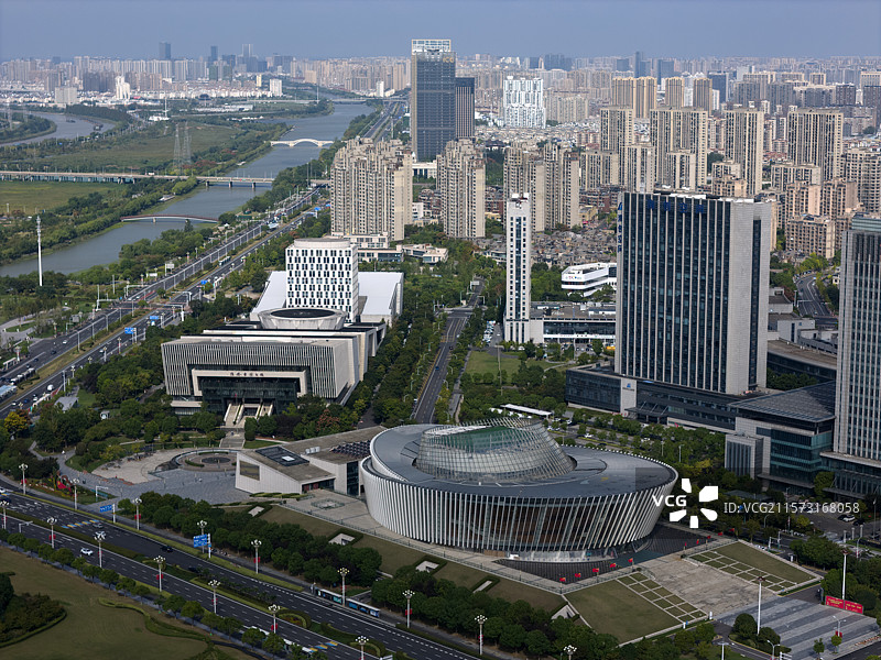 江苏淮安：大剧院和里运河图片素材