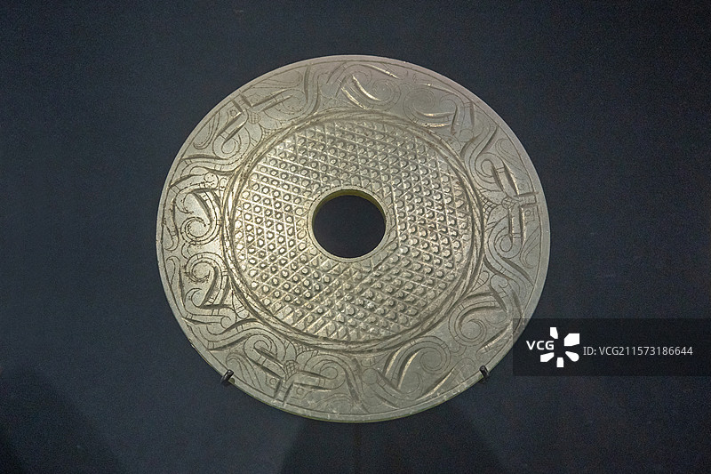 陕西省西安市博物馆谷纹璧汉代1982年西安市未央区红旗机械厂出土图片素材