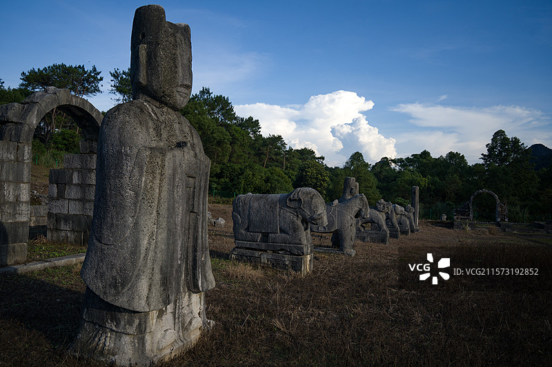 靖江恭惠王陵，靖江王陵国家考古遗址公园。图片素材