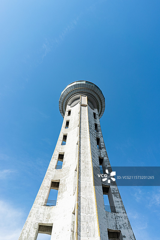 中国基建京台高速公路山东济南至泰安段交通部门建设中国高速公路一万公里纪念塔，户外白昼无人图像摄影图片素材