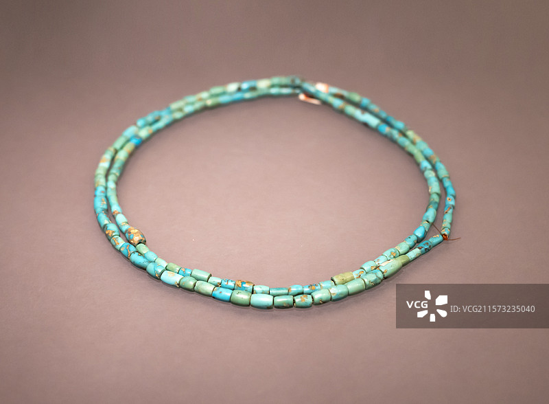 绿松石串珠 商 吉安市新干县大洋洲镇程家村 江西省博物馆图片素材