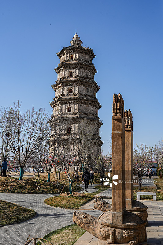 河北保定涿州市辽代双塔-南塔智度寺塔与北塔云居寺塔图片素材