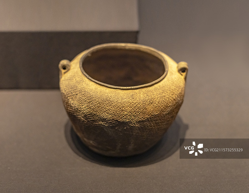 米字纹双系硬陶罐 东周 鹰潭市龙虎山崖墓 江西省博物馆图片素材