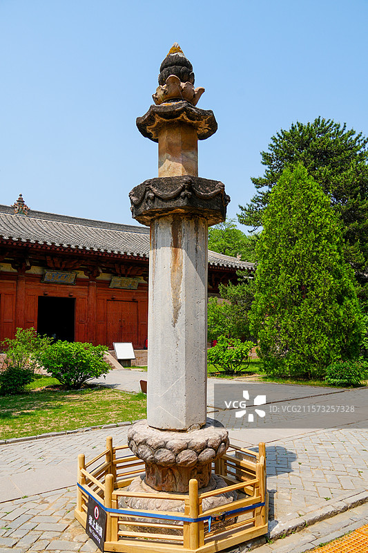 山西省忻州市五台县，佛光寺内的唐乾符四年经幢图片素材