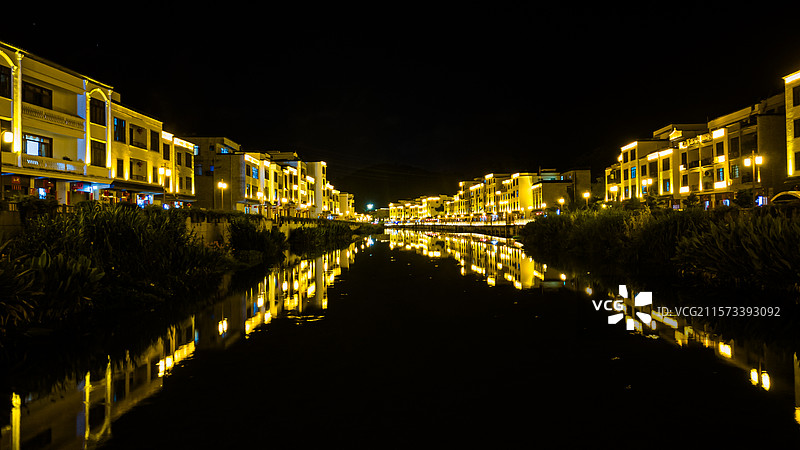 中国李乡·山水双合信宜市钱排镇双合村图片素材