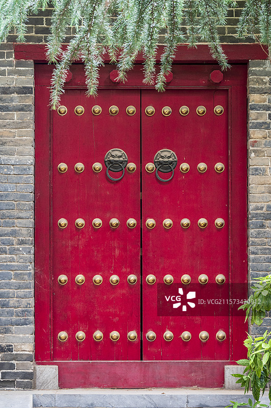 洛阳理学家邵雍故居风光——门钉与辅首衔环图片素材