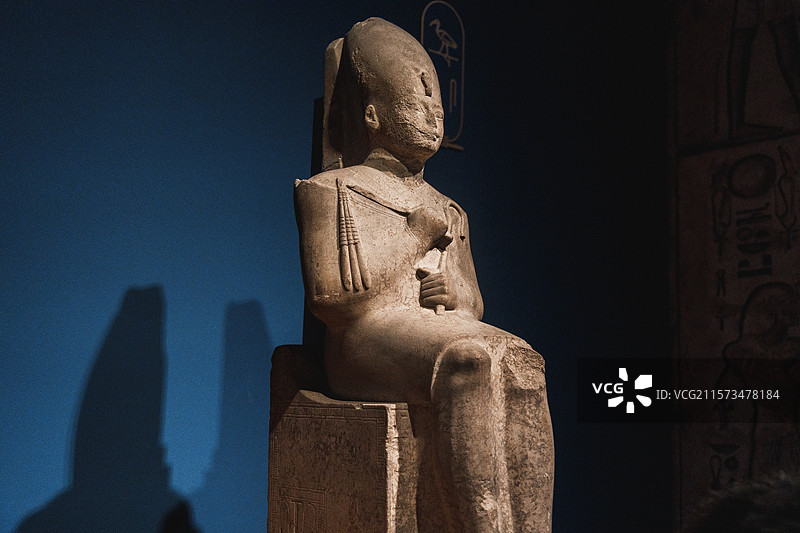 新王国时期图特摩斯三世坐像，索哈杰省博物馆，上海博物馆古埃及文明大展图片素材
