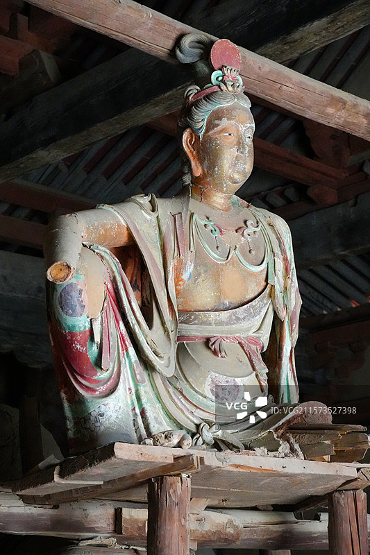 山西省忻州市繁峙县，岩山寺文殊殿内的金代佛教彩绘泥塑图片素材