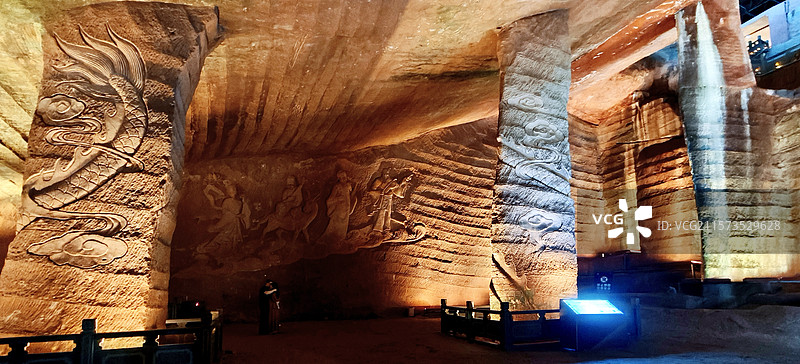 “世界第九大奇迹”浙江龙游石窟图片素材